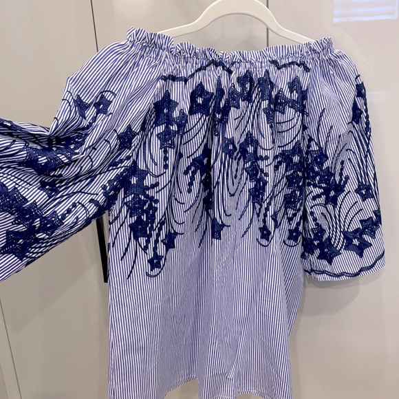 Off the shoulder top - Picture 5 of 5